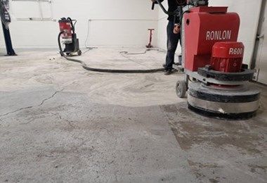 RONLON R600 planetary concrete floor grinder in Canada--February 9, 2022
